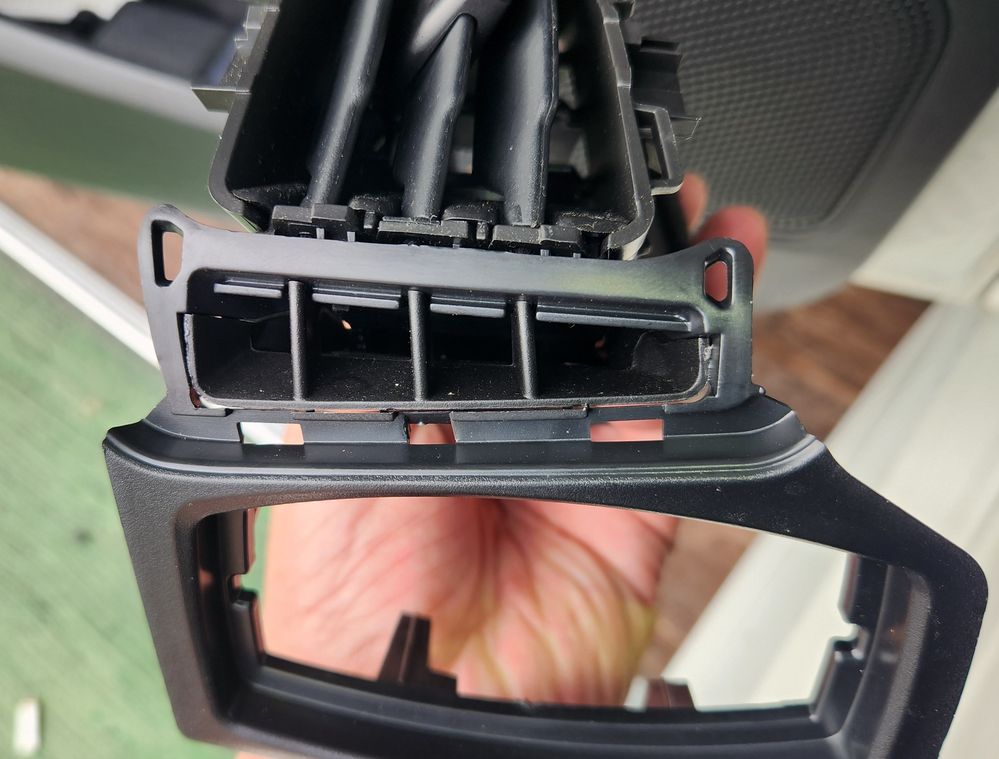 2025-10-19 14.37.48.jpg