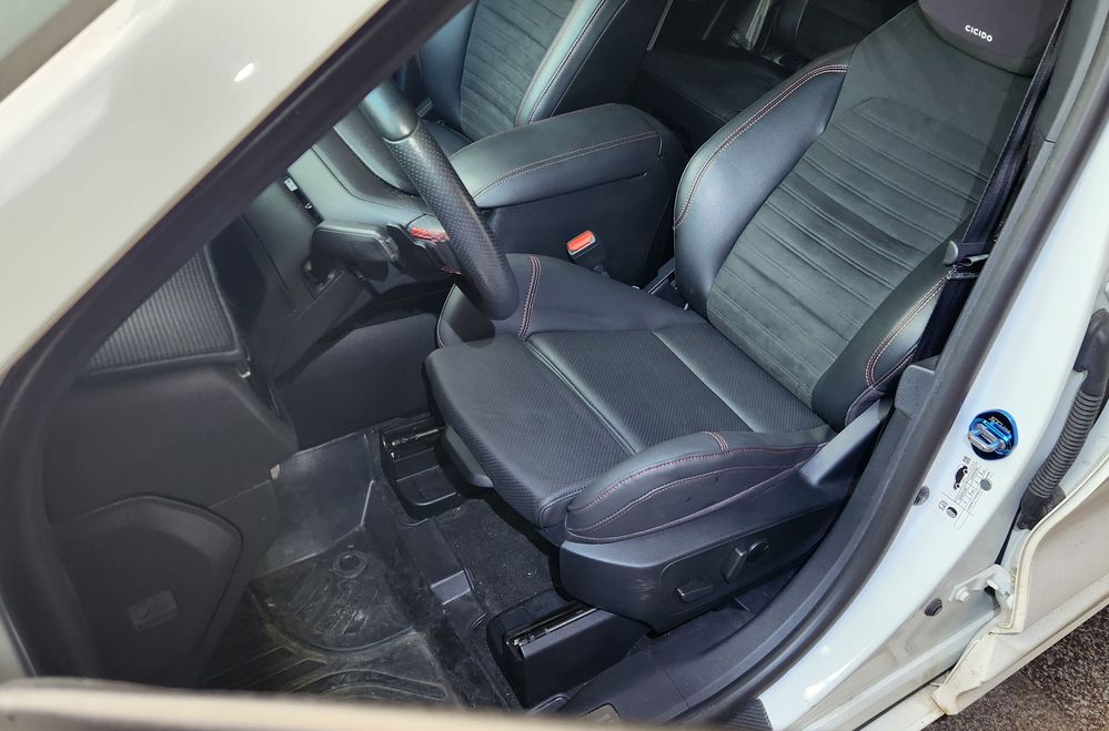 2025-12-20 14.20.06.jpg